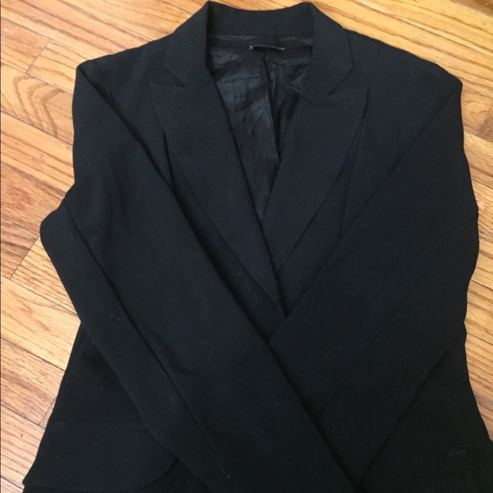 NWOT Black blazer